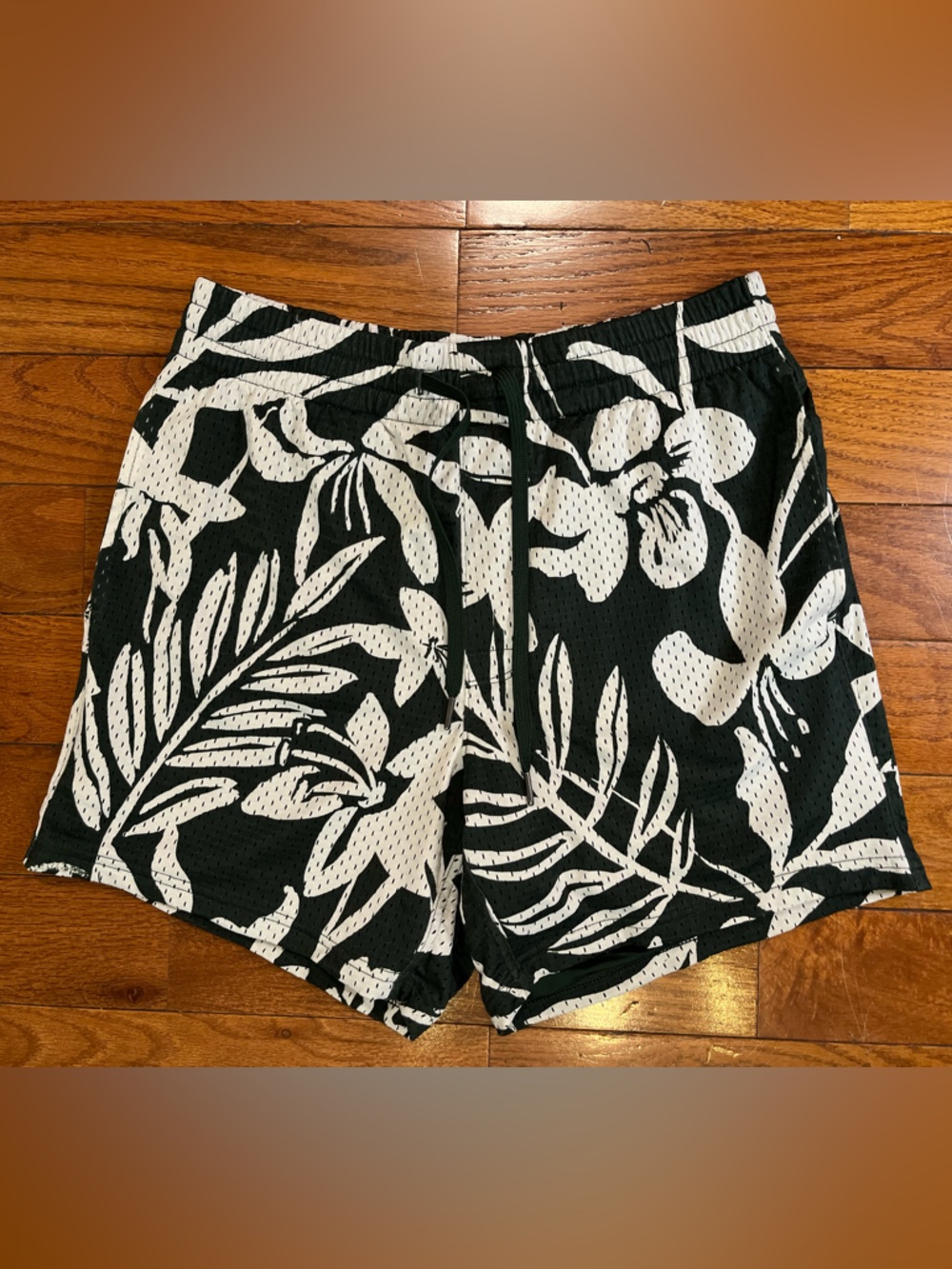 American Eagle AE Lounge Tropical Mesh Shorts Dark Green Floral Resort Men’s S